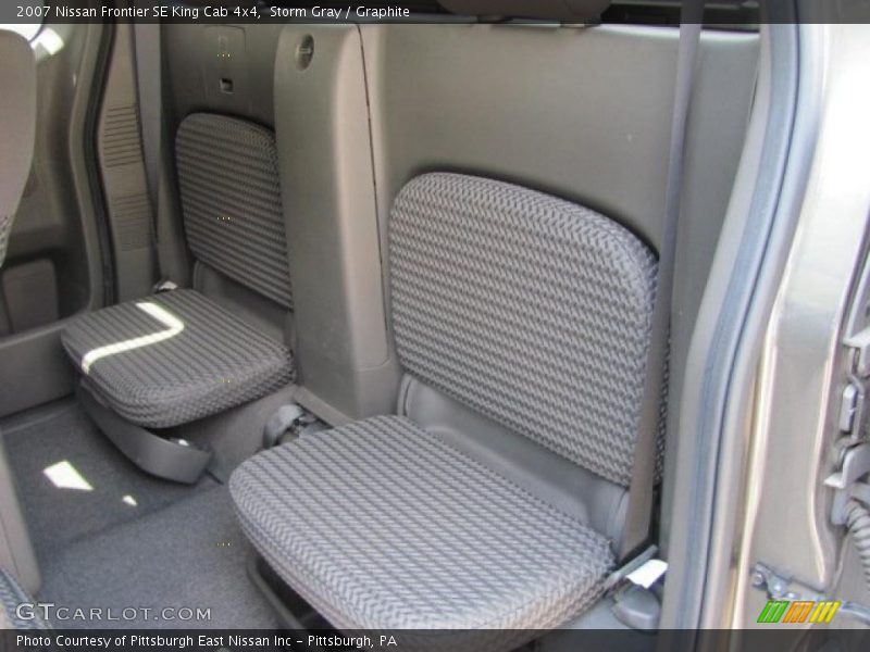 Storm Gray / Graphite 2007 Nissan Frontier SE King Cab 4x4