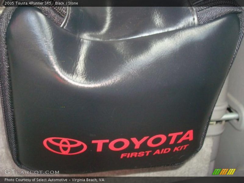 Black / Stone 2005 Toyota 4Runner SR5