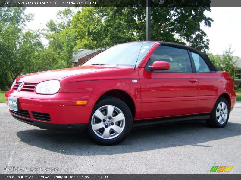 Tornado Red / Beige 2001 Volkswagen Cabrio GLX