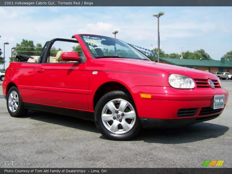 Tornado Red / Beige 2001 Volkswagen Cabrio GLX