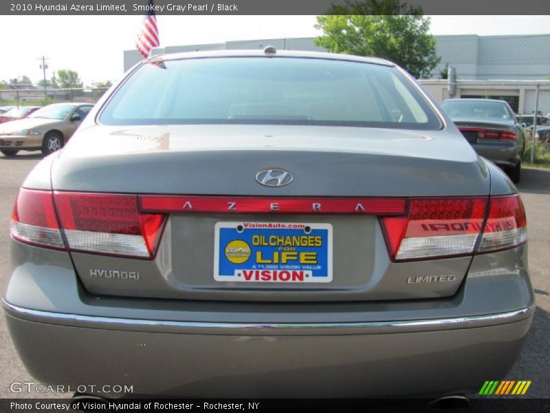 Smokey Gray Pearl / Black 2010 Hyundai Azera Limited
