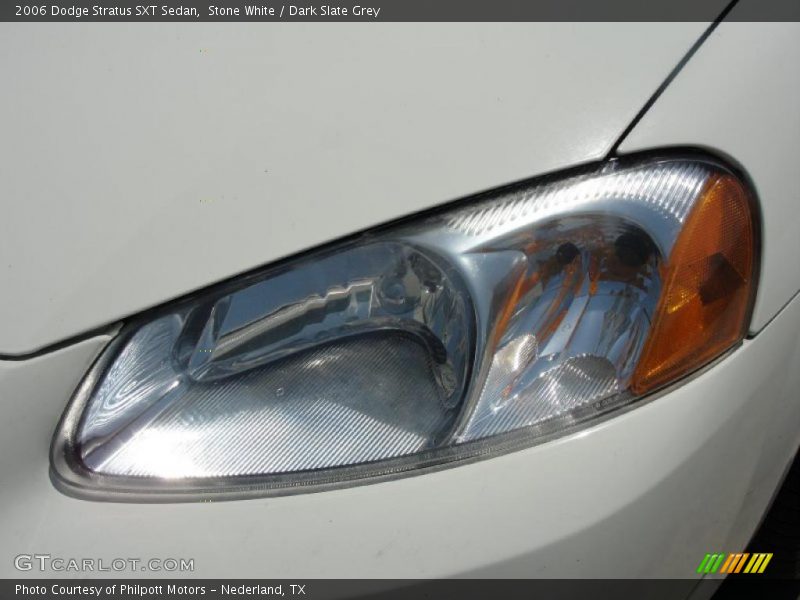 Stone White / Dark Slate Grey 2006 Dodge Stratus SXT Sedan