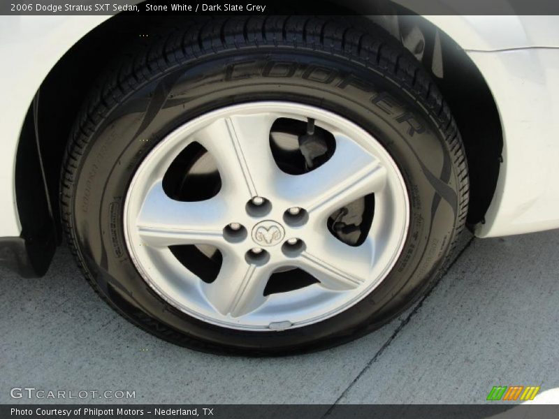 Stone White / Dark Slate Grey 2006 Dodge Stratus SXT Sedan