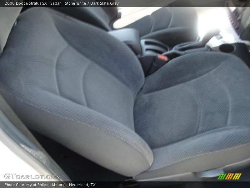 Stone White / Dark Slate Grey 2006 Dodge Stratus SXT Sedan