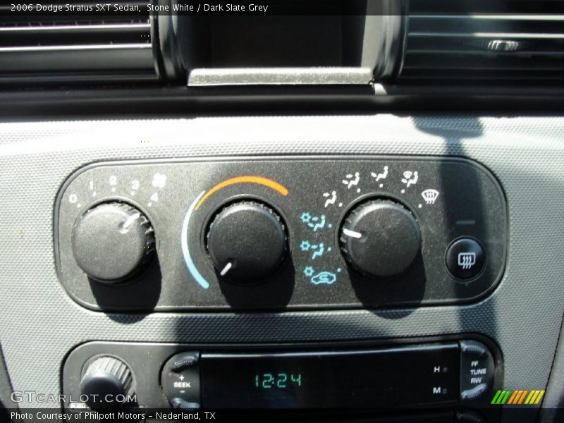 Stone White / Dark Slate Grey 2006 Dodge Stratus SXT Sedan
