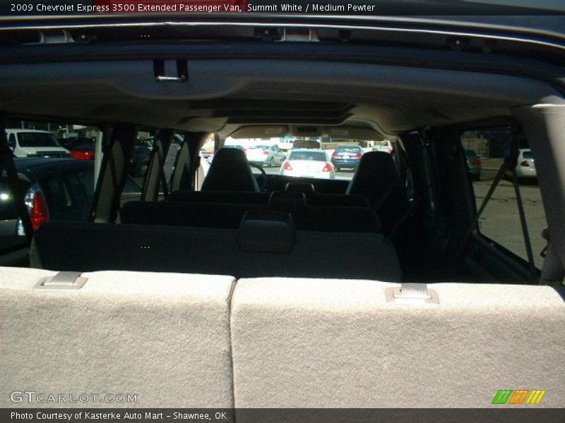 Summit White / Medium Pewter 2009 Chevrolet Express 3500 Extended Passenger Van