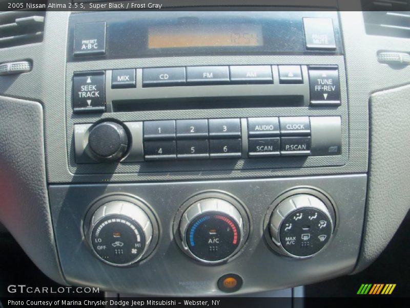 Super Black / Frost Gray 2005 Nissan Altima 2.5 S