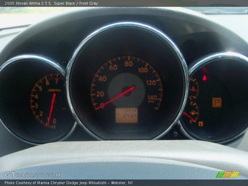 Super Black / Frost Gray 2005 Nissan Altima 2.5 S