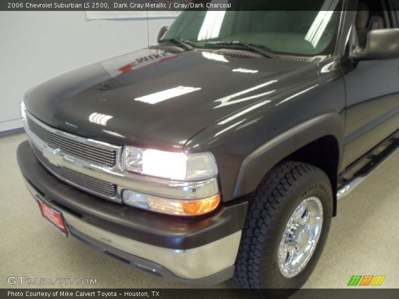 Dark Gray Metallic / Gray/Dark Charcoal 2006 Chevrolet Suburban LS 2500