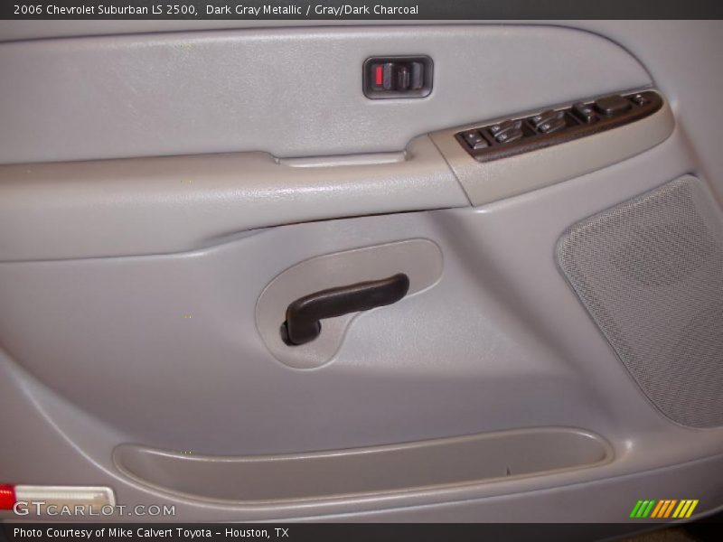 Dark Gray Metallic / Gray/Dark Charcoal 2006 Chevrolet Suburban LS 2500