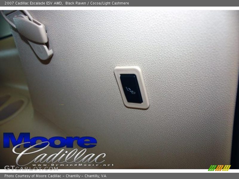 Black Raven / Cocoa/Light Cashmere 2007 Cadillac Escalade ESV AWD