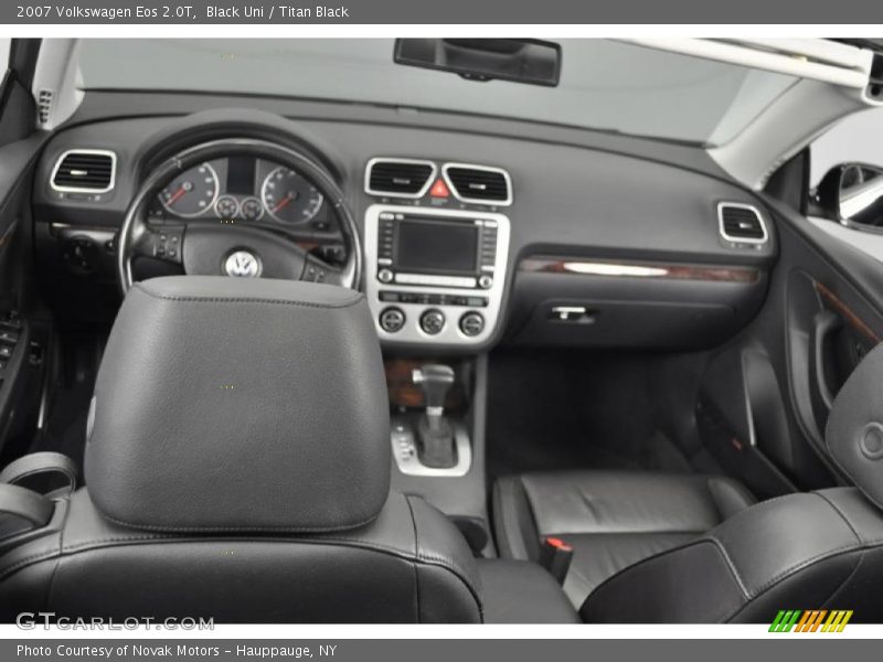 Black Uni / Titan Black 2007 Volkswagen Eos 2.0T