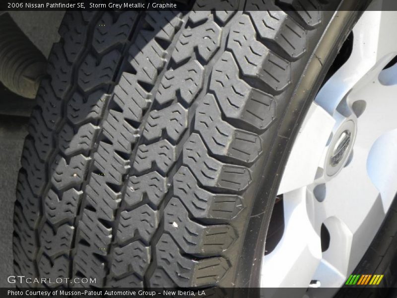 Storm Grey Metallic / Graphite 2006 Nissan Pathfinder SE