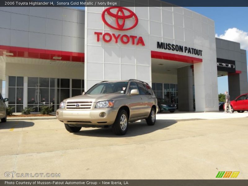 Sonora Gold Metallic / Ivory Beige 2006 Toyota Highlander I4