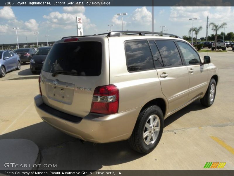 Sonora Gold Metallic / Ivory Beige 2006 Toyota Highlander I4