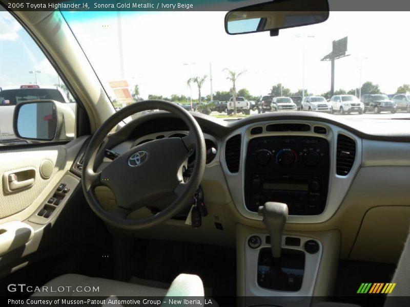 Sonora Gold Metallic / Ivory Beige 2006 Toyota Highlander I4