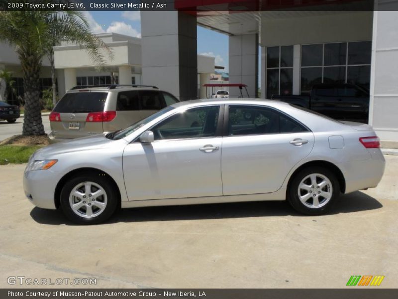 Classic Silver Metallic / Ash 2009 Toyota Camry LE V6
