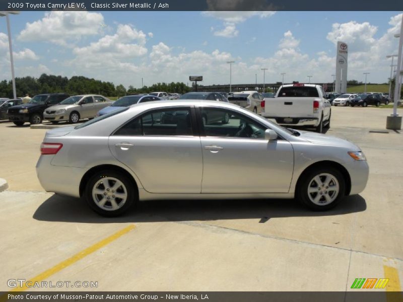 Classic Silver Metallic / Ash 2009 Toyota Camry LE V6