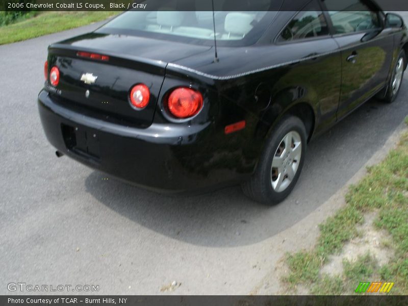 Black / Gray 2006 Chevrolet Cobalt LS Coupe