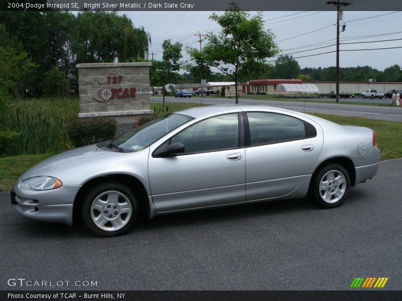 Bright Silver Metallic / Dark Slate Gray 2004 Dodge Intrepid SE