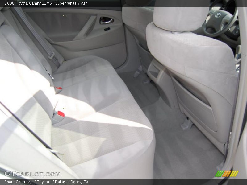 Super White / Ash 2008 Toyota Camry LE V6