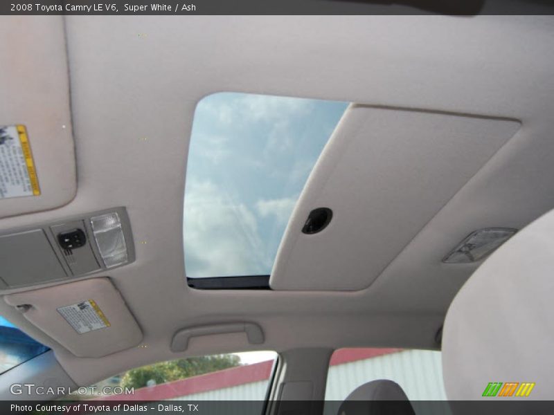 Super White / Ash 2008 Toyota Camry LE V6