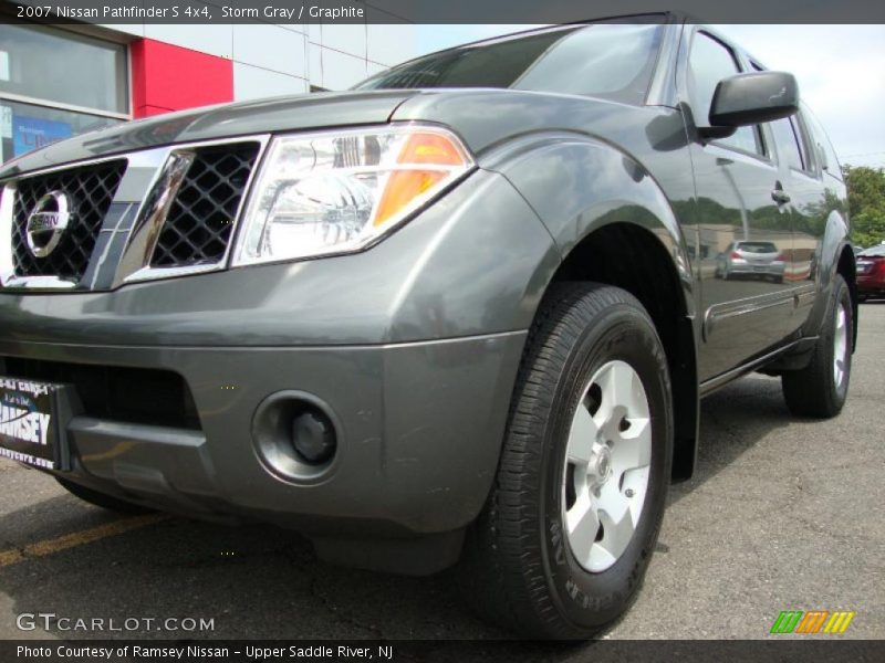 Storm Gray / Graphite 2007 Nissan Pathfinder S 4x4