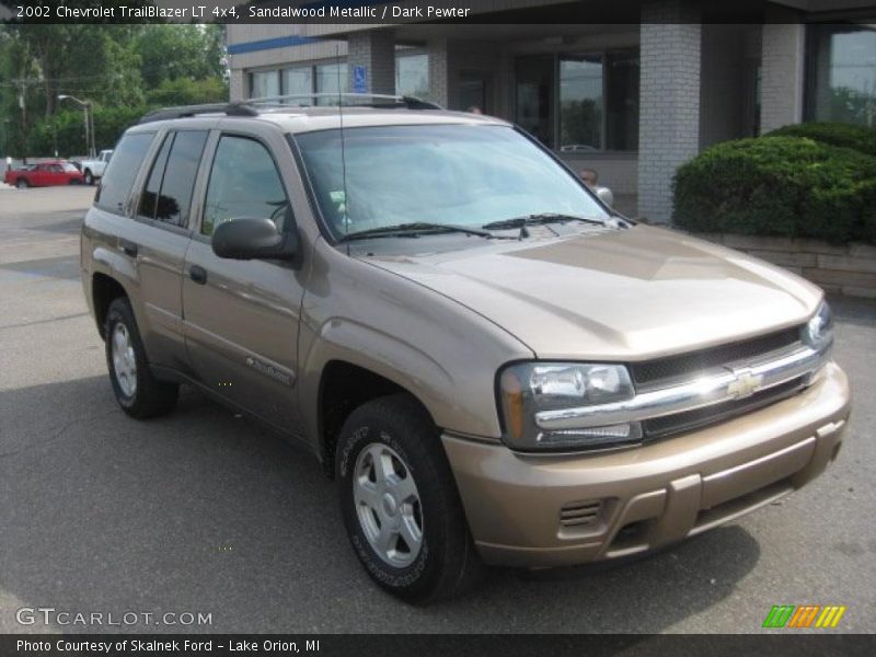 Sandalwood Metallic / Dark Pewter 2002 Chevrolet TrailBlazer LT 4x4