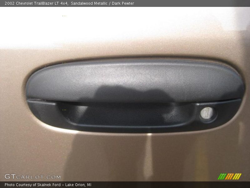 Sandalwood Metallic / Dark Pewter 2002 Chevrolet TrailBlazer LT 4x4