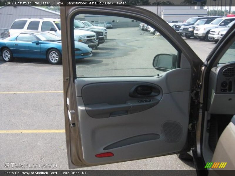 Sandalwood Metallic / Dark Pewter 2002 Chevrolet TrailBlazer LT 4x4