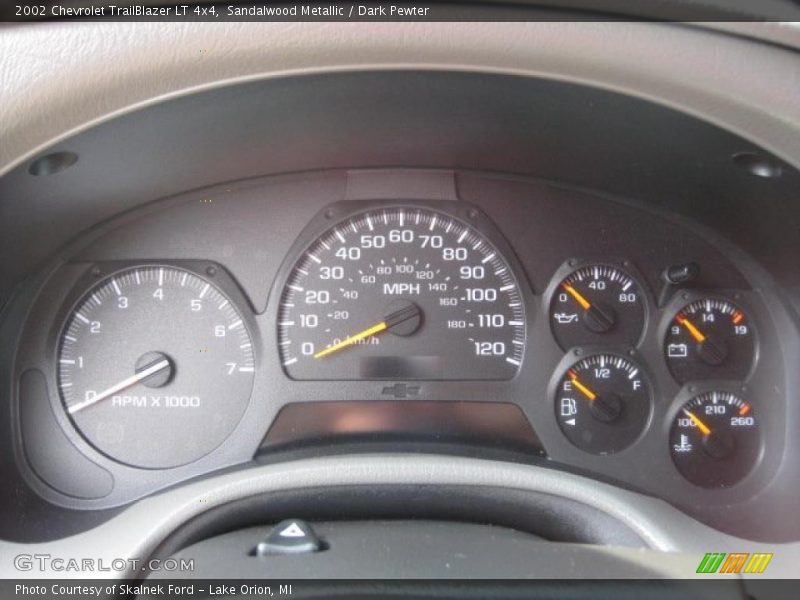 Sandalwood Metallic / Dark Pewter 2002 Chevrolet TrailBlazer LT 4x4