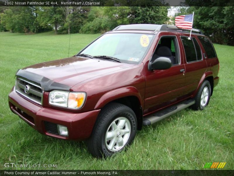 Merlot Pearl / Charcoal 2002 Nissan Pathfinder SE 4x4