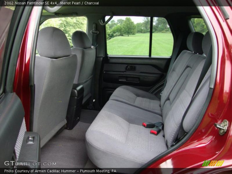 Merlot Pearl / Charcoal 2002 Nissan Pathfinder SE 4x4