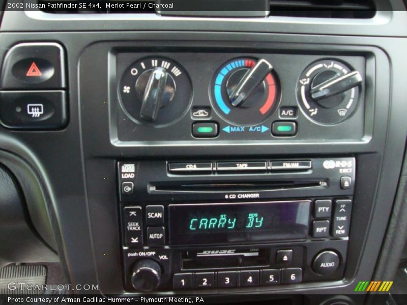 Merlot Pearl / Charcoal 2002 Nissan Pathfinder SE 4x4
