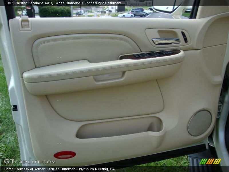 White Diamond / Cocoa/Light Cashmere 2007 Cadillac Escalade AWD