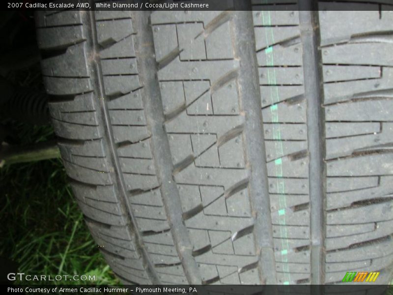 White Diamond / Cocoa/Light Cashmere 2007 Cadillac Escalade AWD