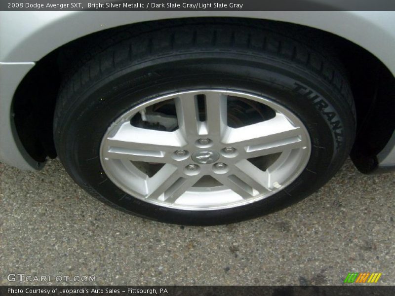 Bright Silver Metallic / Dark Slate Gray/Light Slate Gray 2008 Dodge Avenger SXT