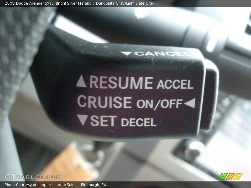 Bright Silver Metallic / Dark Slate Gray/Light Slate Gray 2008 Dodge Avenger SXT