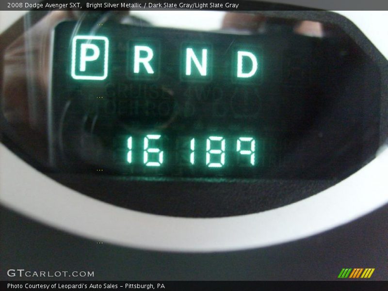 Bright Silver Metallic / Dark Slate Gray/Light Slate Gray 2008 Dodge Avenger SXT