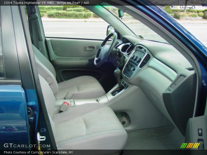 Indigo Ink Pearl / Ash 2004 Toyota Highlander V6 4WD