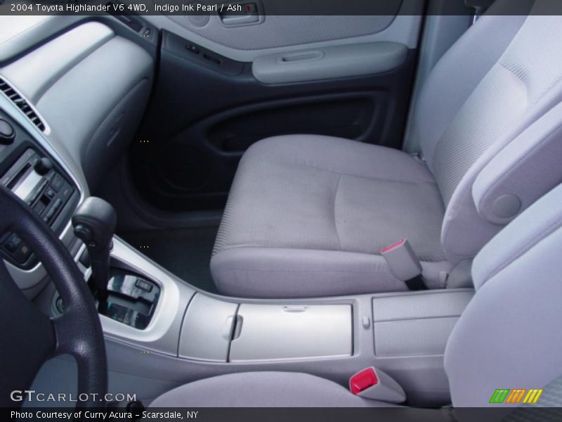 Indigo Ink Pearl / Ash 2004 Toyota Highlander V6 4WD