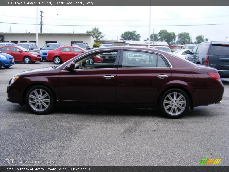 Cassis Red Pearl / Ivory 2010 Toyota Avalon Limited