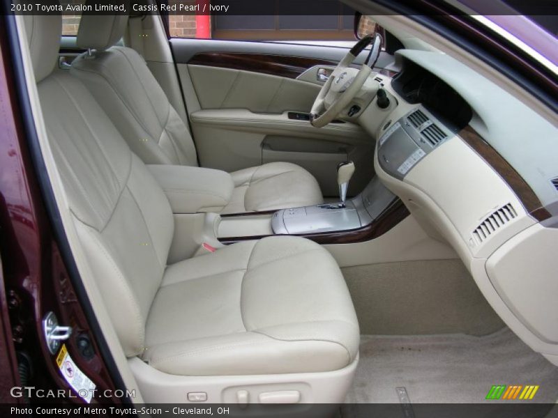 Cassis Red Pearl / Ivory 2010 Toyota Avalon Limited
