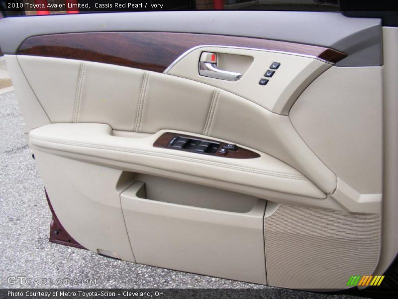 Cassis Red Pearl / Ivory 2010 Toyota Avalon Limited