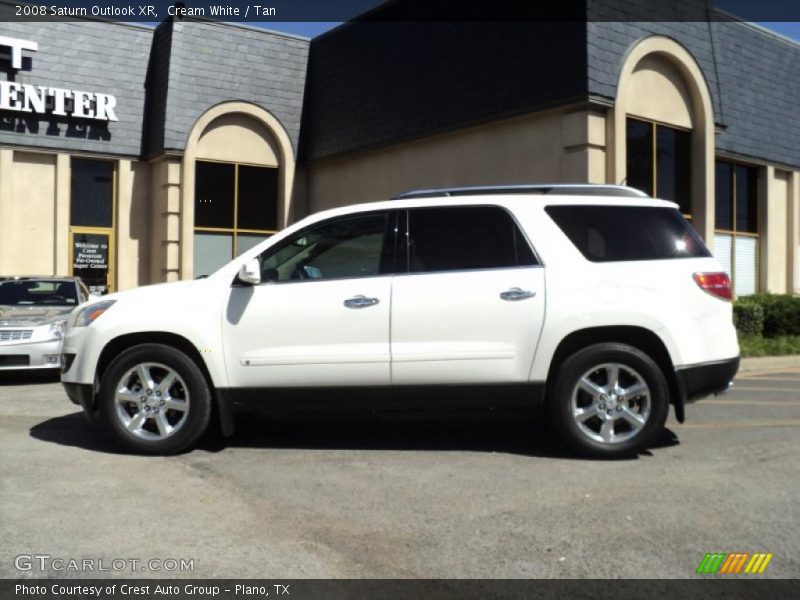 Cream White / Tan 2008 Saturn Outlook XR