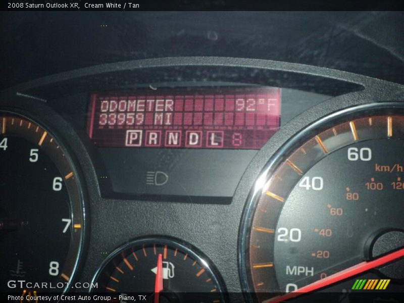 Cream White / Tan 2008 Saturn Outlook XR