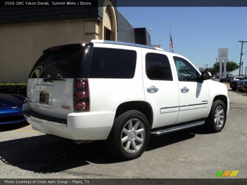 Summit White / Ebony 2009 GMC Yukon Denali