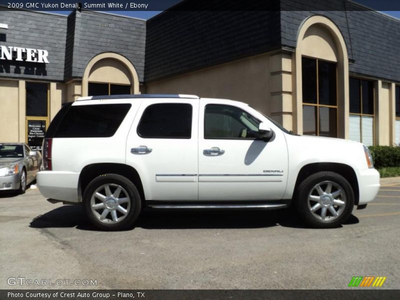 Summit White / Ebony 2009 GMC Yukon Denali