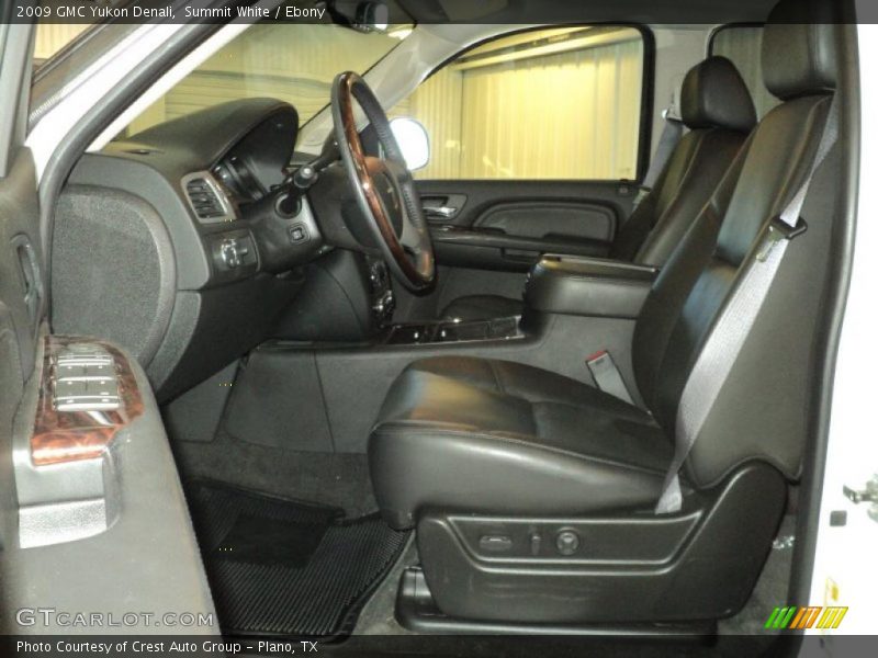 Summit White / Ebony 2009 GMC Yukon Denali