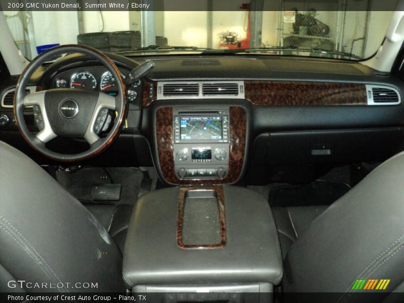 Summit White / Ebony 2009 GMC Yukon Denali